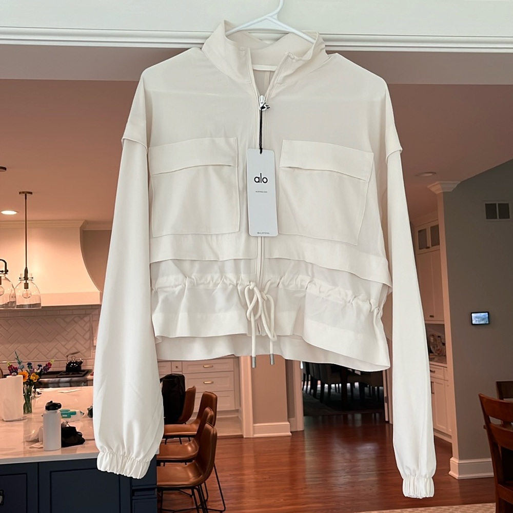 NWT Cream colored all yoga cropped jacket size S